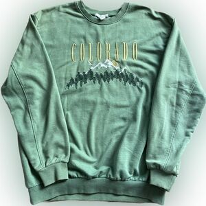 Full Tilt Tilly’s Colorado Green Crewneck Sweatshirt Women’s Medium